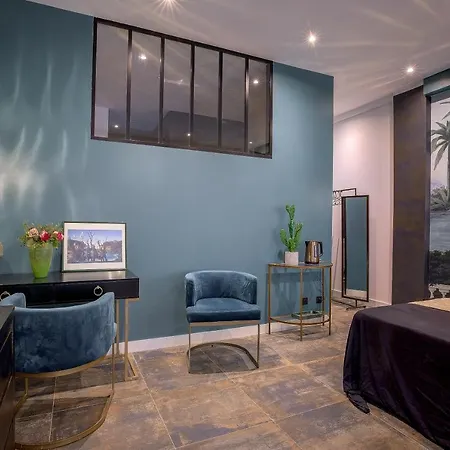 Jacuzzi, 3 Min, Couette-café