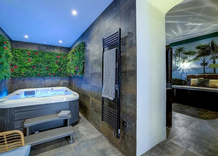 B&B Jacuzzi, 3 Min, 4*